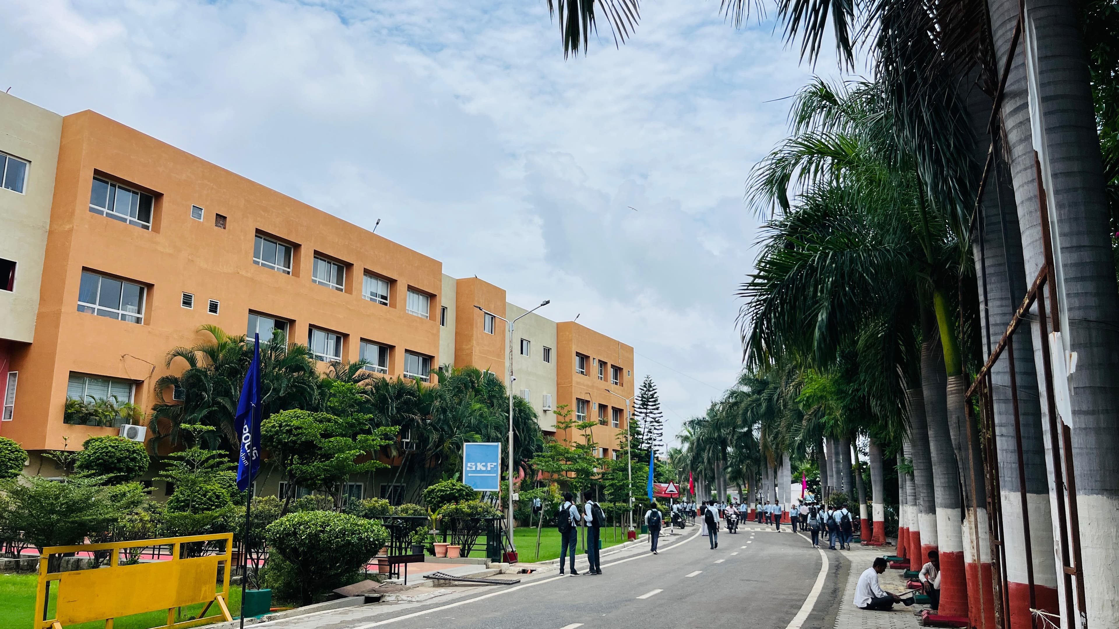 Acropolis College Campus